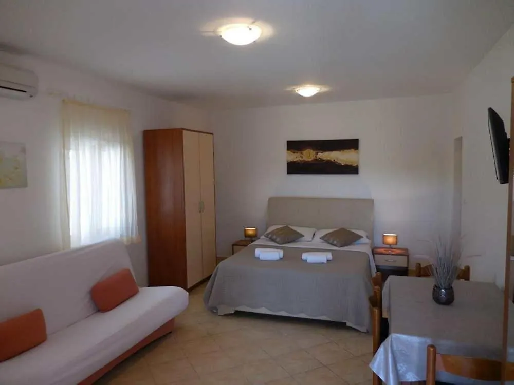Apartmani Olive Garden زاتون